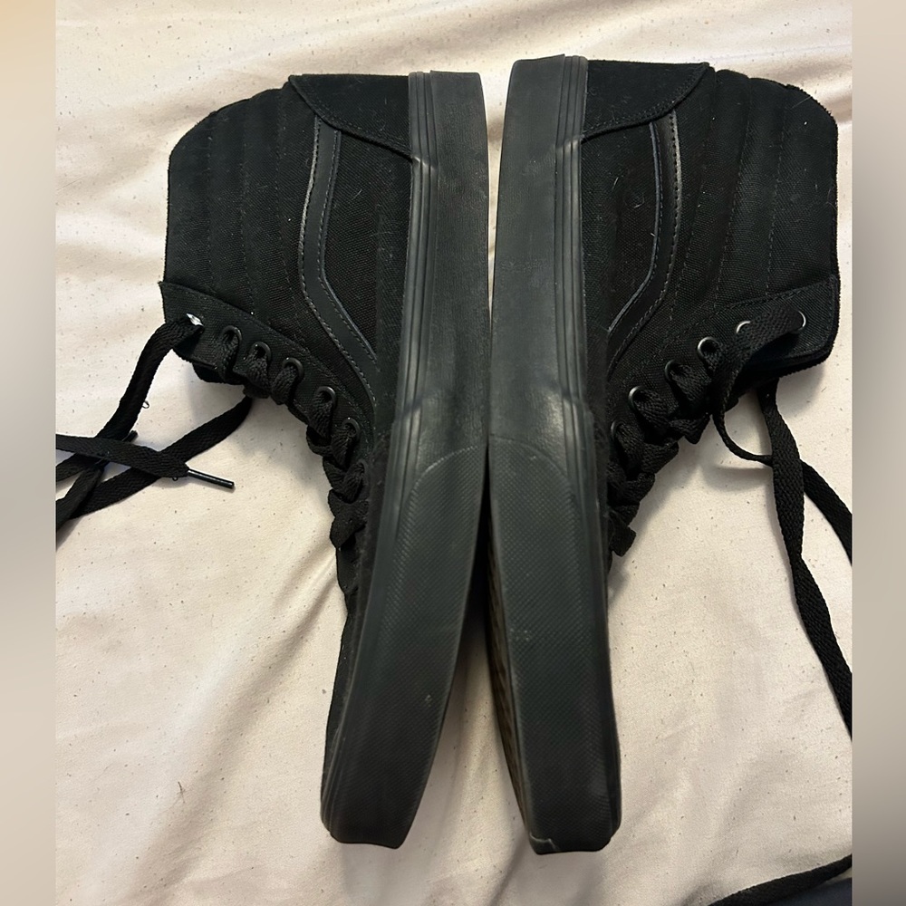 Black Vans